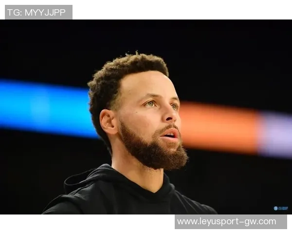 库里生涯第17赛季开局表现惊艳圆满加入180俱乐部场均325分引领球队